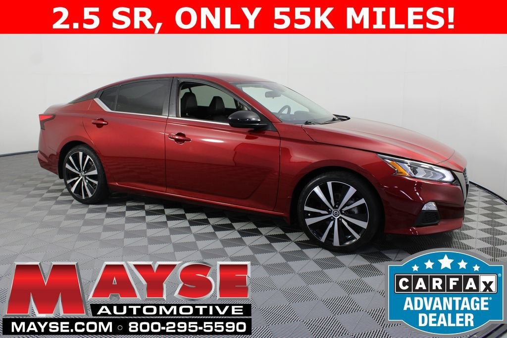 2021 Nissan Altima 2.5 SR in Red/Sr/Fwd — front three-quarter view