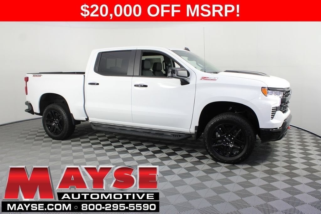 2026 Chevrolet Silverado 1500 LT Trail Boss in Summit White — front three-quarter view