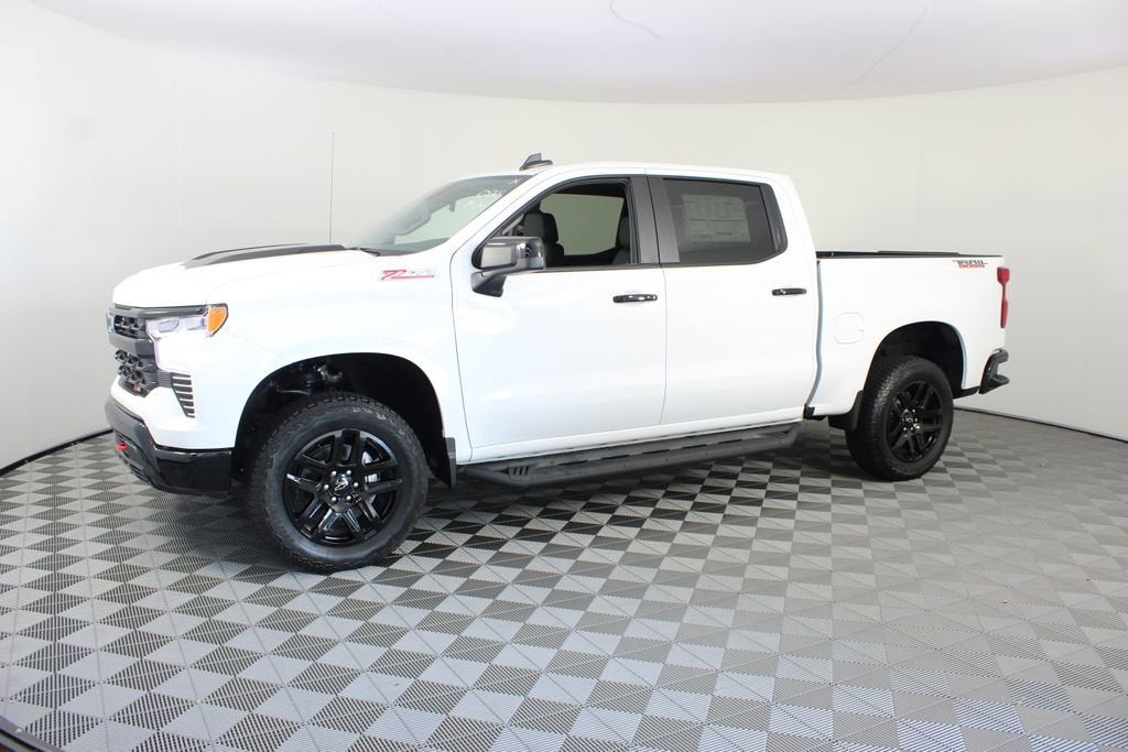 2026 Chevrolet Silverado 1500 — side profile view