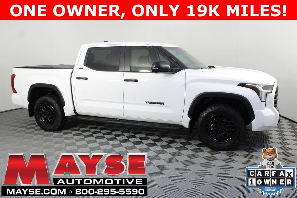 2025 Toyota Tundra 4WD SR in Wht/Sr5/Rwd4x4 — front three-quarter view